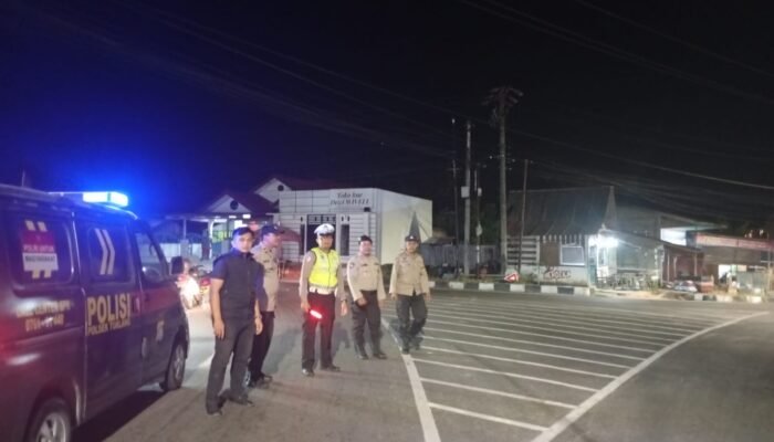 *Polsek Tualang Gelar Patroli Malam, Situasi Kamtibmas di Perawang Aman dan Kondusif*