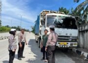 Unit Lantas Polsek Kandis Gelar Sosialisasi Bahaya ODOL di Jalan Raya Pekanbaru-Duri