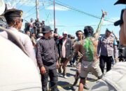 Demo Pembentukan Provinsi Pulau Sumbawa (PPS) di Pelabuhan Poto Tano Ricuh