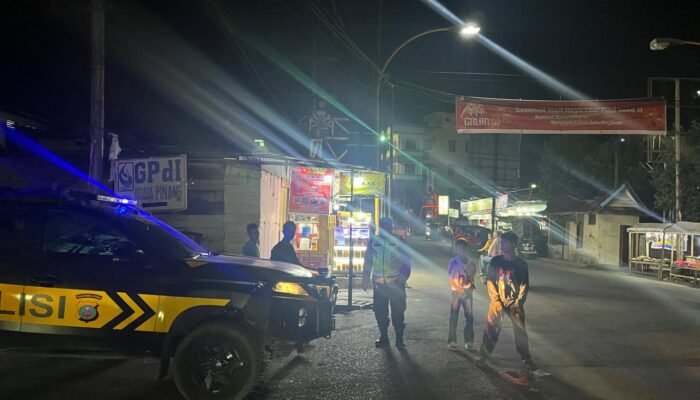 Polsek Sibolga Selatan Patroli Dialogis Sambangi Warga, Cegah Aksi Premanisme