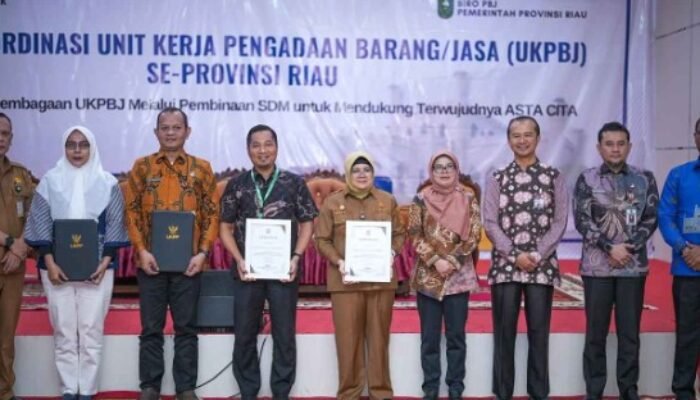 Bupati Afni Ingin BPBJ Siak Terbuka Transparan Umum Lelang Proyek