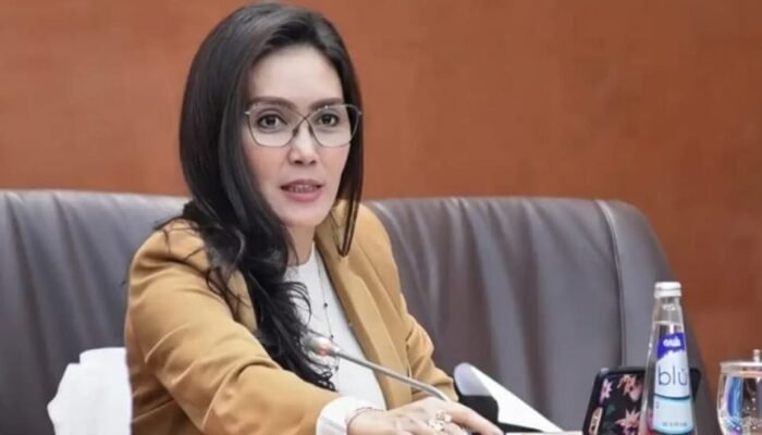 Anggaran Kemenaker Minim, DPR Soroti Data Bansos Fiktif