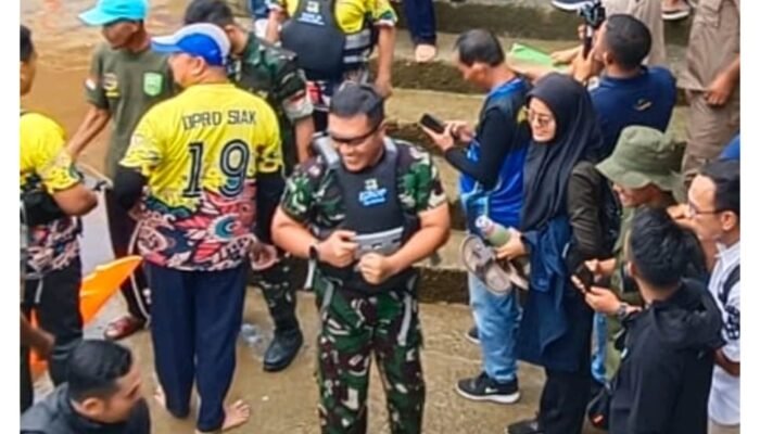 Dandim 0322/Siak Berikan Apresiasi Pada Pembukaan Turnamen Pacu Sampan Dayung Limo Hari Perhubungan Nasional 2025