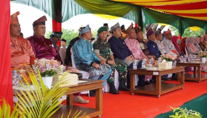 Kodim 0322/Siak Hadiri Upacara HUT Kabupaten Siak ke-26, Wujud Sinergi TNI Bersama Pemerintah Daerah Membangun Negeri Istana Menuju Siak Hebat dan Bermartabat