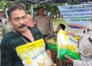 Warga Tualang Antusias Borong Beras Murah Sinergi bulog dan Polri.