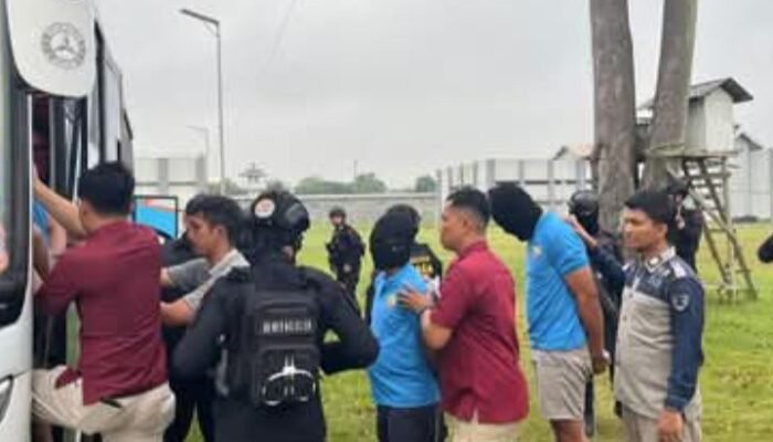 NAPI BERESIKO TINGGI DI RIAU LANGKAH TEGAS 100 DIPINDAHKAN KE LAPAS NUSAKAMBANGAN