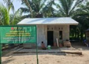 Satgas TMMD Kodim 0322/Siak Kebut Finishing RTLH dan Pemasangan Keramik demi layak Hunian  Warga.