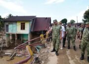 Wakil Panglima TNI Tinjau Wilayah Terdampak Banjir di Sumut dan Sumbar