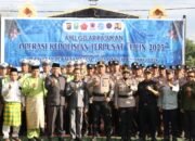 Apel Gelar Pasukan Ops Lilin 2025 Digelar di Mapolres Siak, Kapolres Tegaskan Komitmen Pelayanan Nataru Aman dan Humanis