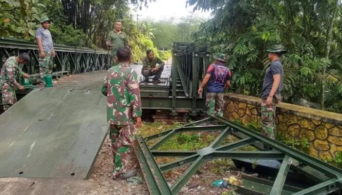 Kodim 0207/Simalungun Bersama Yonzipur I/DD Rampungkan Jembatan Modular di Dolok Maraja Kab. Simalungun