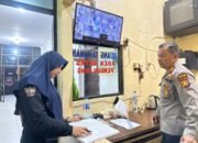 Wakapolres Siak Pimpin Pengecekan Ruang Tahanan pada Malam Libur Nasional