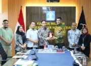 Kakanwil Kemenkum Riau, Tutup Masa Magang Berdampak Mahasiswa FH UNRI, Berpesan Pentingnya Integritas dalam Praktik Hukum.