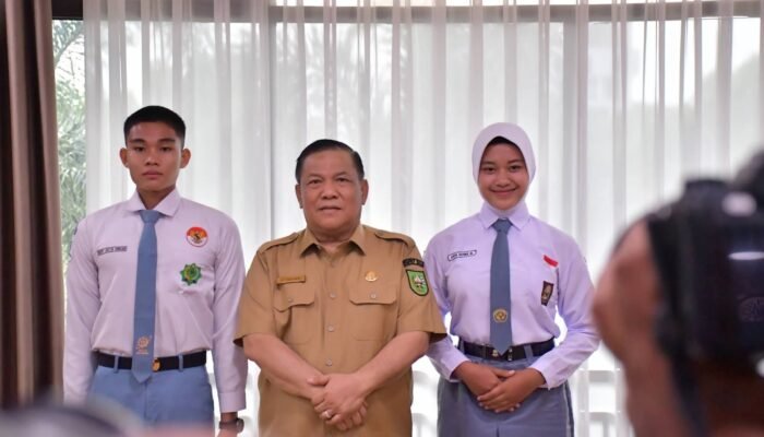 Siap Mengemban Amanah di Istana Negara. Dua Putra-Putri Terbaik Riau.