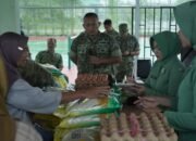Sambut HUT ke-81 TNI, Kodim 0322/Siak Gelar Bazar Sembako Murah Bantu Masyarakat.
