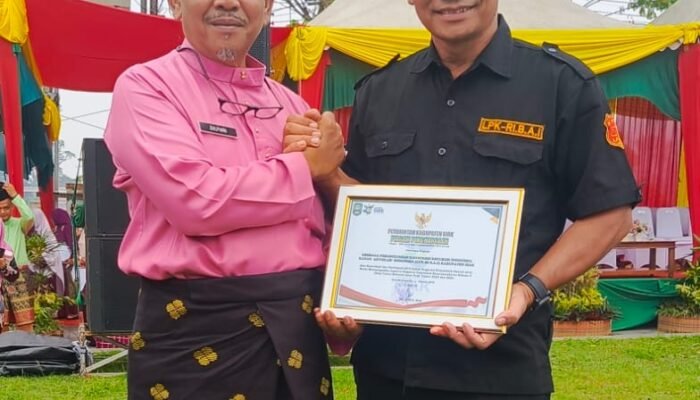 DPD.LPK-RI B.A.I Kabupaten Siak Terima Piagam Penghargaan dari Bupati Siak di HUT ke-27 Kabupaten Siak Tahun 2026